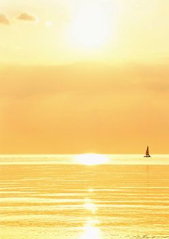 coucher de soleil doré