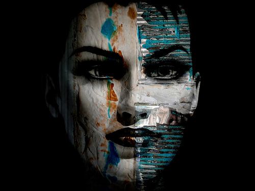 The white face with the metal stripes