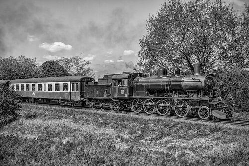 Stoomtrein Simpelveld zwart-wit