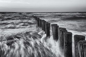 Temps orageux sur la plage de Burgh-Haamstede