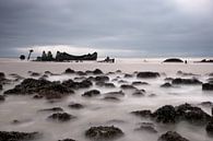 Seascape with Brittish ship wreck by Tammo Strijker thumbnail