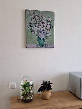 Klantfoto: Stilleven met rozen in vaas, Vincent van Gogh