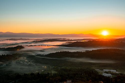 Zonsopgang over Korfoe vanaf het Observatorium van Keizer Willem II