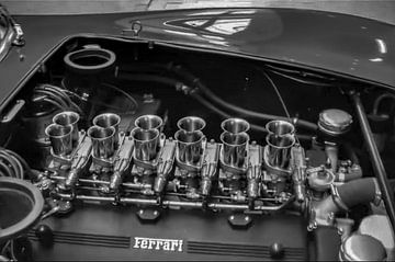Ferrari Engine van Truckpowerr