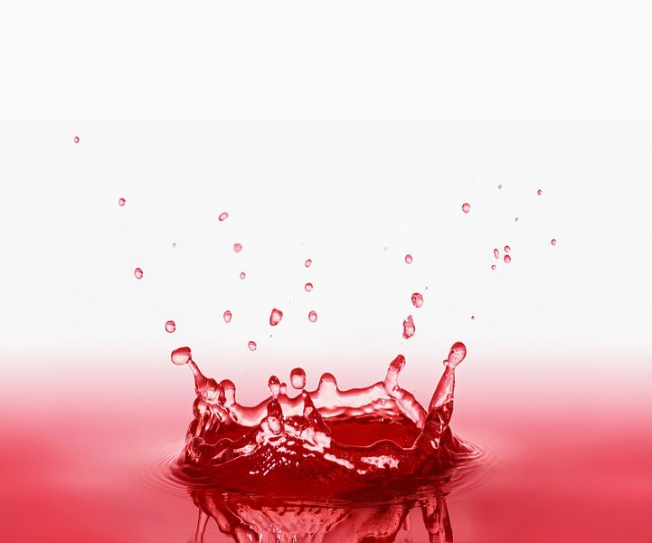Splash raspberry juice 11024903 by BeeldigBeeld Food & Lifestyle