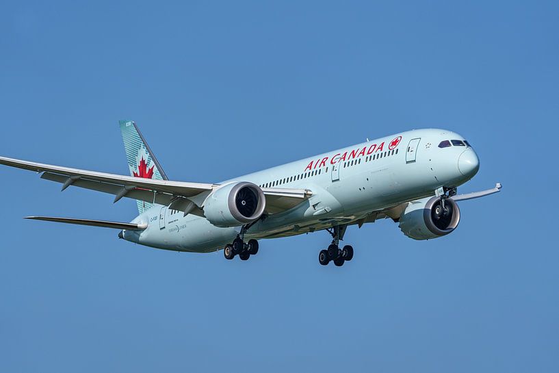 Air Canada Boeing 787-9 Dreamliner in alter Farbgebung. von Jaap van den Berg