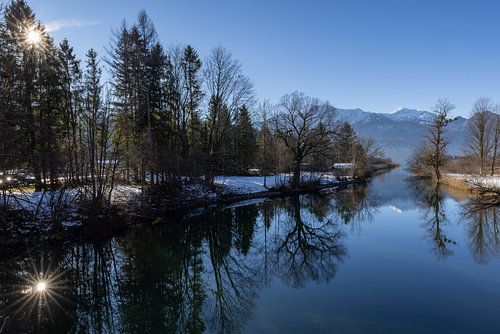 The sun shines at the Kochelsee