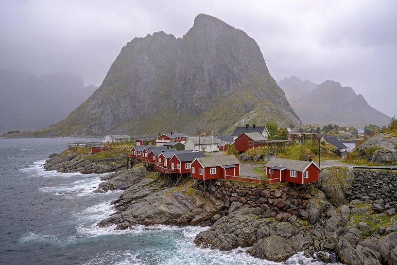 Fischerhütten von Hamnoy auf den Lofoten von Barbara Brolsma