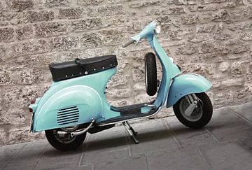 Vieux scooter turquoise sur David Potter