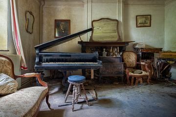 De verlaten piano van Truus Nijland