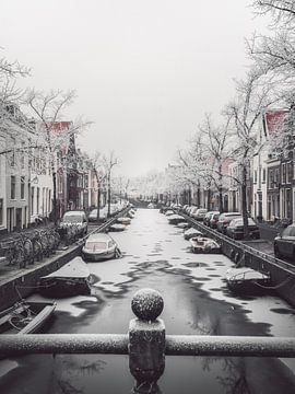 Haarlem: Bakenessergracht winter morning 1. by Olaf Kramer