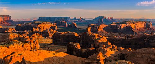 Zonsopgang vanaf Hunts Mesa in Monument Valley