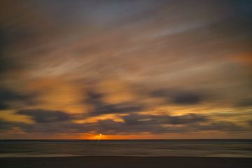 Sunset Katwijk aan Zee long exposure van Wim van Beelen