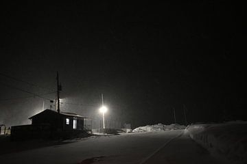 De dorpsijsbaan op een winteravond von Claude Laprise
