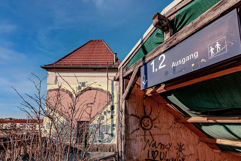 On the road in Chemnitz by Johnny Flash