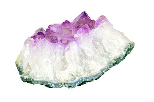 Geïsoleerde paarse amethist kristalsteen