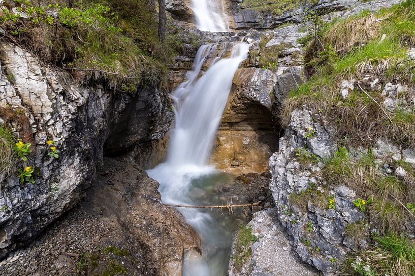 Small waterfall between the rocks by Teresa Bauer