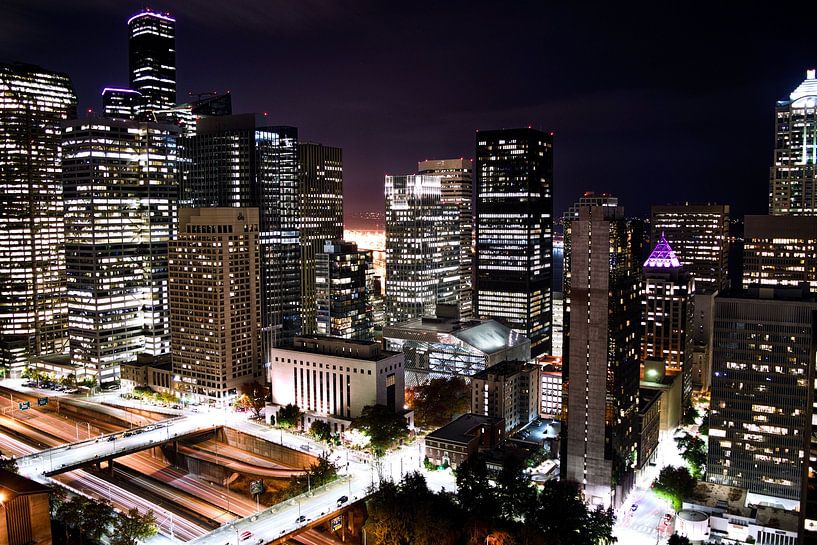 Seattle by Hello Pompoyo