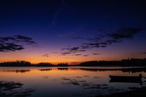 Abendhimmel über einem See