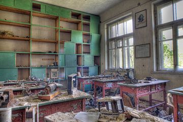 Verlaten school in Chernobyl van Esther de Wit
