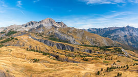Panorama eines französischen Bergmassivs
