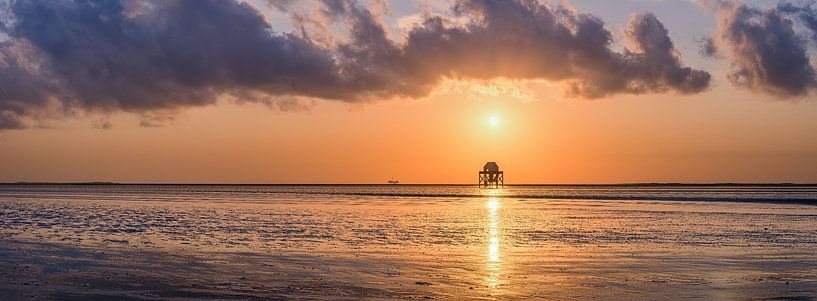 Panorama eines Sonnenuntergangs auf Engelsmanplaat von Henk Meijer Photography
