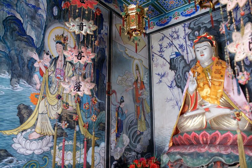 L'idole bouddhiste Guanyin dans la niche 02 par Ben Nijhoff