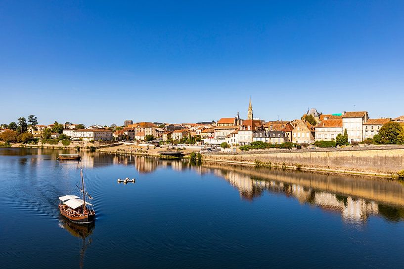 Bergerac sur la Dordogne dans le Périgord - France par Werner Dieterich