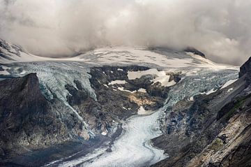 Pasterzengletscher im Nationalpark Hohe Tauern in den Alpen in Österreich von Marcel van Kammen