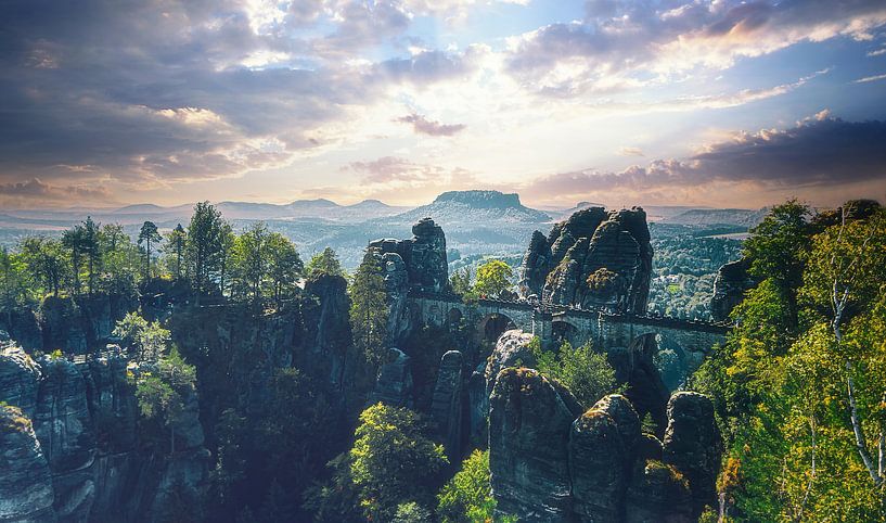Bastei Brücke in Bad Schandau - Elbsandsteingebirge von Jakob Baranowski - Photography - Video - Photoshop