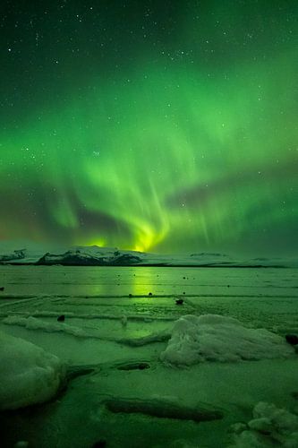Poollicht boven het Jökulsárlón meer in IJsland