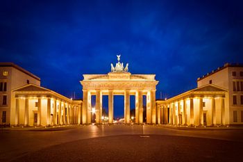 Brandenburg Gate before Sunrise