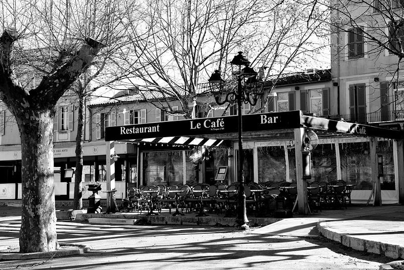 Le Café Saint-Tropez Place Des Lices by Tom Vandenhende