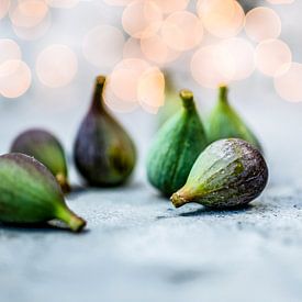 Fresh figs by Nina van der Kleij