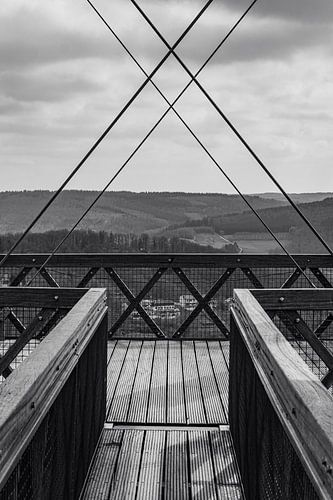 La symétrie dans le silence