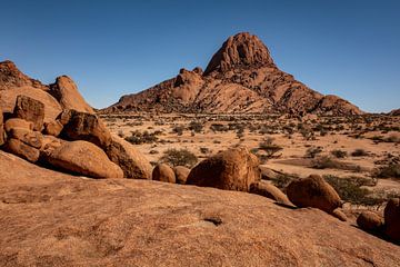 Landschap van Spitzkoppe in Namibië van Chi