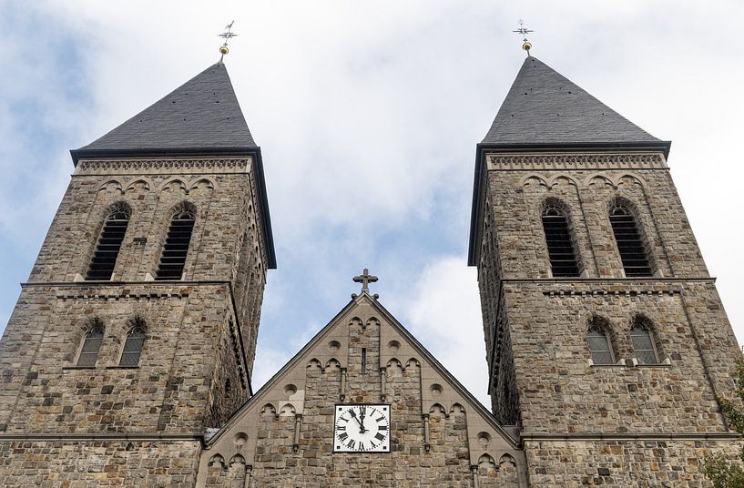 St. Antonius Pfarrkirche Gronau by Richard Wareham