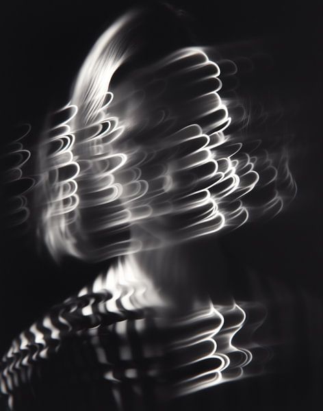Face in Distortion: Game of Light by Color Square