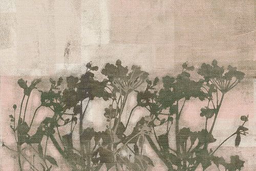 Zachte aardetinten met bloemen