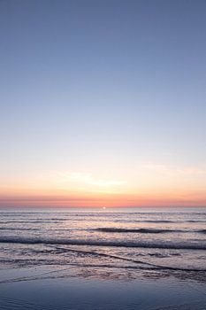 Stehendes Foto vom Sonnenuntergang auf Ameland, Kunstfotografie