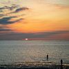 Zonsondergang Zeeland in Nederland van Ton Tolboom