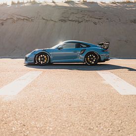 Porsche GT3 RS in de duinen van Sebastiaan van 't Hoog