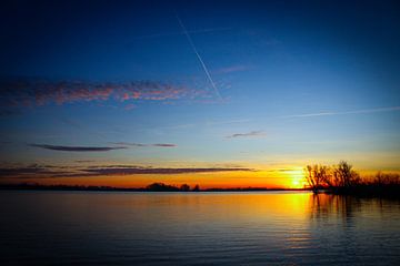 Zonsopgang in de Brabantse Biesbosch van Hans Oskam