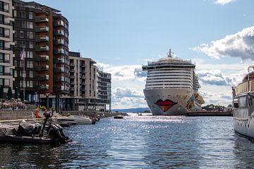De stad vs het cruiseschip van Fromm me pictures