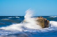 Bunker ruin on shore of the Baltic Sea van Rico Ködder thumbnail