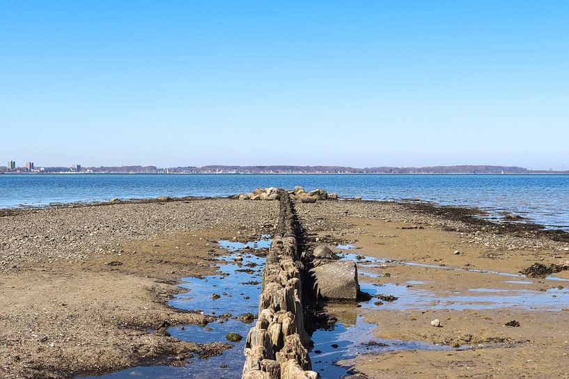 Vue sur une belle plage de l'Ostee par temps ensoleillé par MPfoto71