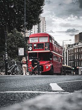 Londen trolley van Chris de Vogel
