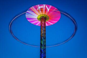 Kermis bij nacht