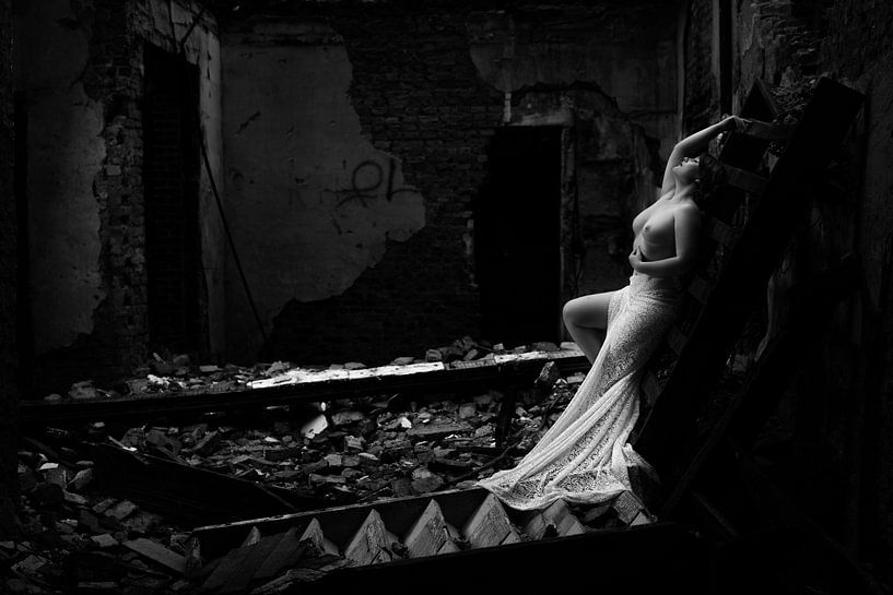 Nu artistique - Beaux-Arts Urbex location par P.L. Gelton
