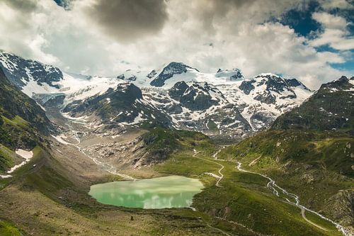 Mountain lake near the Sustenpass